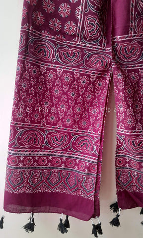 Maroon Ajrakh Stole with circular snowflake motifs